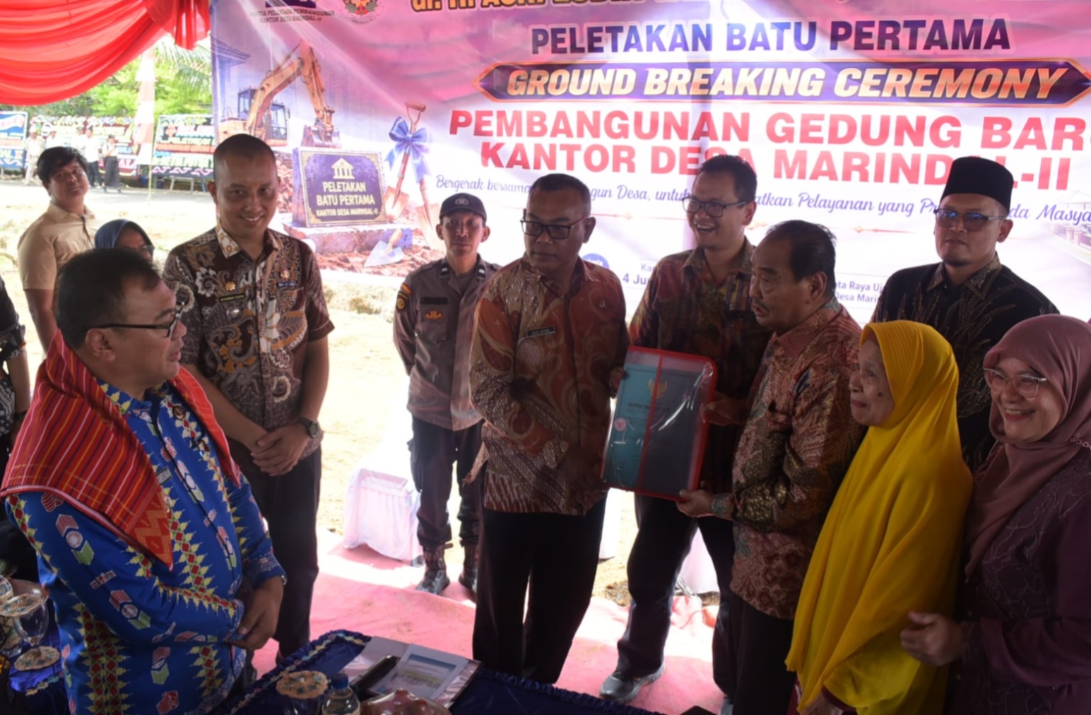 Bupati Deli Serdang Asri Ludin Tambunan Apresiasi Pembangunan Kantor Desa Marindal II, Berbasis Swadaya Masyarakat - IMG 20260604 WA0036