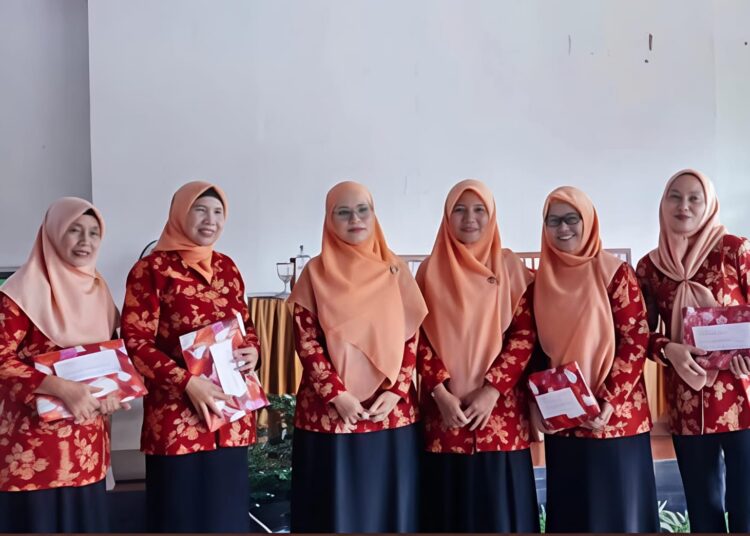 KEGIATAN DWP KOTA TEBING TINGGI : Goresan Canting Melestarikan Warisan Budaya Lewat Edukasi Batik