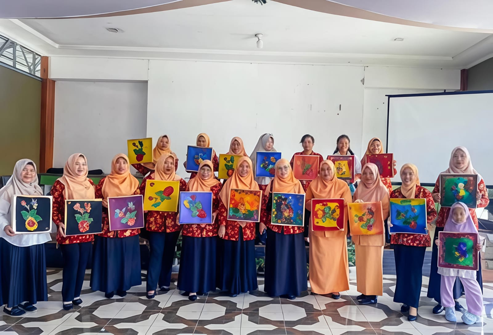 KEGIATAN DWP KOTA TEBING TINGGI : Goresan Canting Melestarikan Warisan Budaya Lewat Edukasi Batik - IMG 20260604 WA0041 1