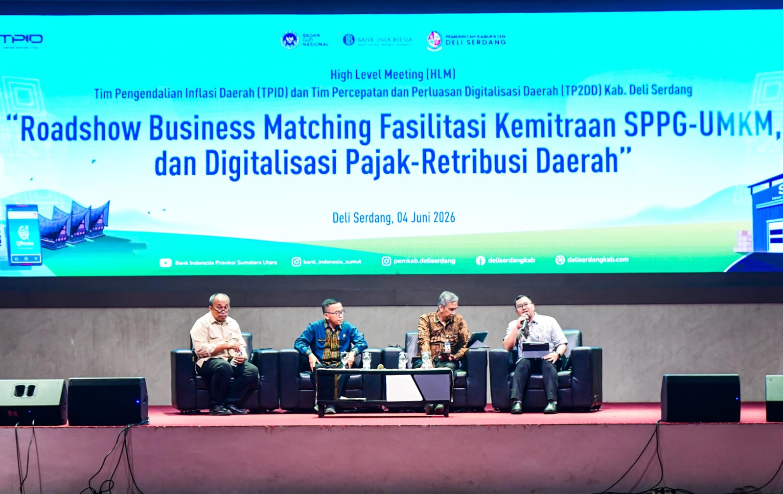ROADSHOW BUSINESS MATCHING FASILITAS KEMITRAAN SPPG-UMKM, Bupati Deli Serdang : MBG Harus Menjadi Pengungkit Ekonomi Daerah 4 ROADSHOW BUSINESS MATCHING FASILITAS KEMITRAAN SPPG-UMKM, Bupati Deli Serdang : MBG Harus Menjadi Pengungkit Ekonomi Daerah - IMG 20260606 WA0005