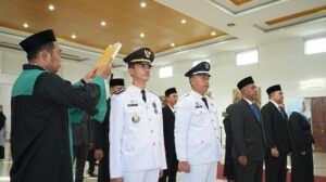 Wabup Deli Serdang Lom Lom Suwondo Lantik 23 Pejabat Administrator dan Pengawas 6 Wabup Deli Serdang Lom Lom Suwondo Lantik 23 Pejabat Administrator dan Pengawas - IMG 20260619 WA0009