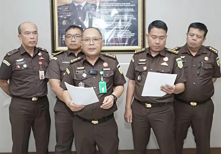 Empat Terdakwa Mendapat Putusan Bebas Dari Pengadilan Tipikor Medan, Kejati Sumut Mengajukan Banding Dalam Perkara Dugaan Korupsi Pengalihan Lahan HGU PTPN 2 Empat Terdakwa Mendapat Putusan Bebas Dari Pengadilan Tipikor Medan, Kejati Sumut Mengajukan Banding Dalam Perkara Dugaan Korupsi Pengalihan Lahan HGU PTPN