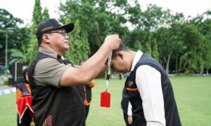 PEMKAB DELI SERDANG LEPAS 1555 PETUGAS SENSUS EKONOMI KELAPANGAN, Bupati Ingatkan Petugas Bekerja Jujur Dan Profesional 4 PEMKAB DELI SERDANG LEPAS 1555 PETUGAS SENSUS EKONOMI KELAPANGAN, Bupati Ingatkan Petugas Bekerja Jujur Dan Profesional - IMG 20260611 193325