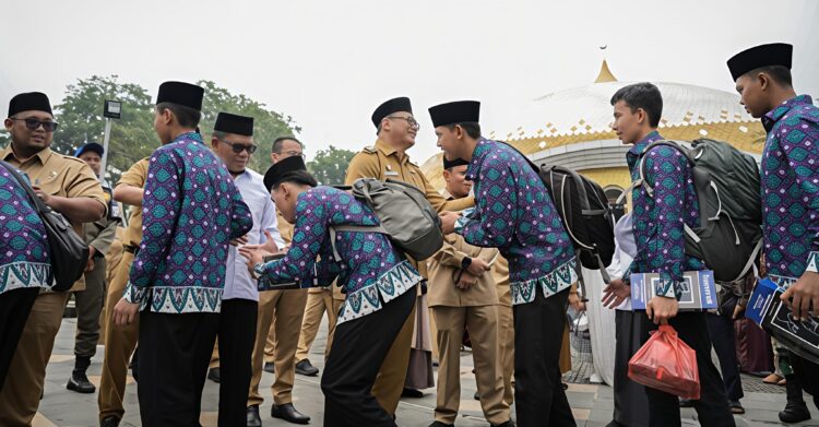 Bupati Deli Serdang Lepas 56 Kafilah Ikuti MTQ Ke-40 Tingkat Provinsi Sumatera Utara 