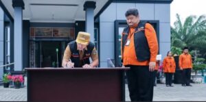 WALI KOTA TEBING TINGGI CANANGKAN SENSUS EKONOMI 2026, INSTRUKSIKAN CAMAT DAN LURAH KAWAL PENDATAAN LAPANGAN 5 WALI KOTA TEBING TINGGI CANANGKAN SENSUS EKONOMI 2026, INSTRUKSIKAN CAMAT DAN LURAH KAWAL PENDATAAN LAPANGAN - IMG 20260616 082428