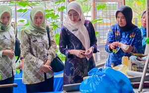 KETUA TP PKK TEBING TINGGI SAMBUT HANGAT KETUA TP PKK PROVINSI SUMATERA UTARA DI KELURAHAN RANTAU LABAN 5 KETUA TP PKK TEBING TINGGI SAMBUT HANGAT KETUA TP PKK PROVINSI SUMATERA UTARA DI KELURAHAN RANTAU LABAN - IMG 20260618 083222