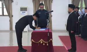 SEKDAKAB DELI SERDANG LANTIK 18 PEJABAT ADMIKISTRATOR KEPALA SEKOLAH DAN FUNGSIONAL 6 SEKDAKAB DELI SERDANG LANTIK 18 PEJABAT ADMIKISTRATOR KEPALA SEKOLAH DAN FUNGSIONAL - IMG 20260623 122108