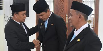 SEKDAKAB DELI SERDANG LANTIK 18 PEJABAT ADMIKISTRATOR KEPALA SEKOLAH DAN FUNGSIONAL 
