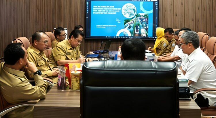 BUPATI DELI SERDANG MEMATANGKAN SEJUMLAH RENCANA PEMBANGUNAN INFRASTRUKTUR STRATEGIS BERSAMA BBPJN SUMUT 2 BUPATI DELI SERDANG MEMATANGKAN SEJUMLAH RENCANA PEMBANGUNAN INFRASTRUKTUR STRATEGIS BERSAMA BBPJN SUMUT