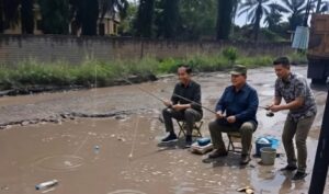 Merespon Keluhan Warga Kota Galang Deli Serdang, Gubsu Bobby Afif Nasution Tinjau Langsung Jalan Rusak Bersama Bupati Asri Ludin Tambunan - IMG 20260626 093718