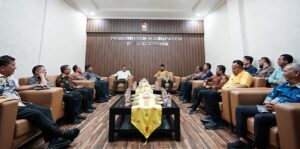 BUPATI DELI SERDANG ASRI LUDIN TAMBUNAN TERIMA KUNJUNGAN SILATURAHMI BUPATI ACEH TIMUR ISKANDAR USMAN AL-FARLAKY DI LUBUK PAKAM - IMG 20260627 072610