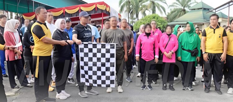 Kapolres Pasaman Barat Buka Olahraga Bersama Hari Bhayangkara Ke-80, Perkuat Soliditas Dan Semangat Pengabdian Personel