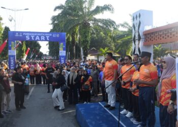 8000 Peserta Ramaikan Kegiatan Fun Walk HUT Ke-26 APKASI dan Hari Jadi Deli Serdang Ke-80
