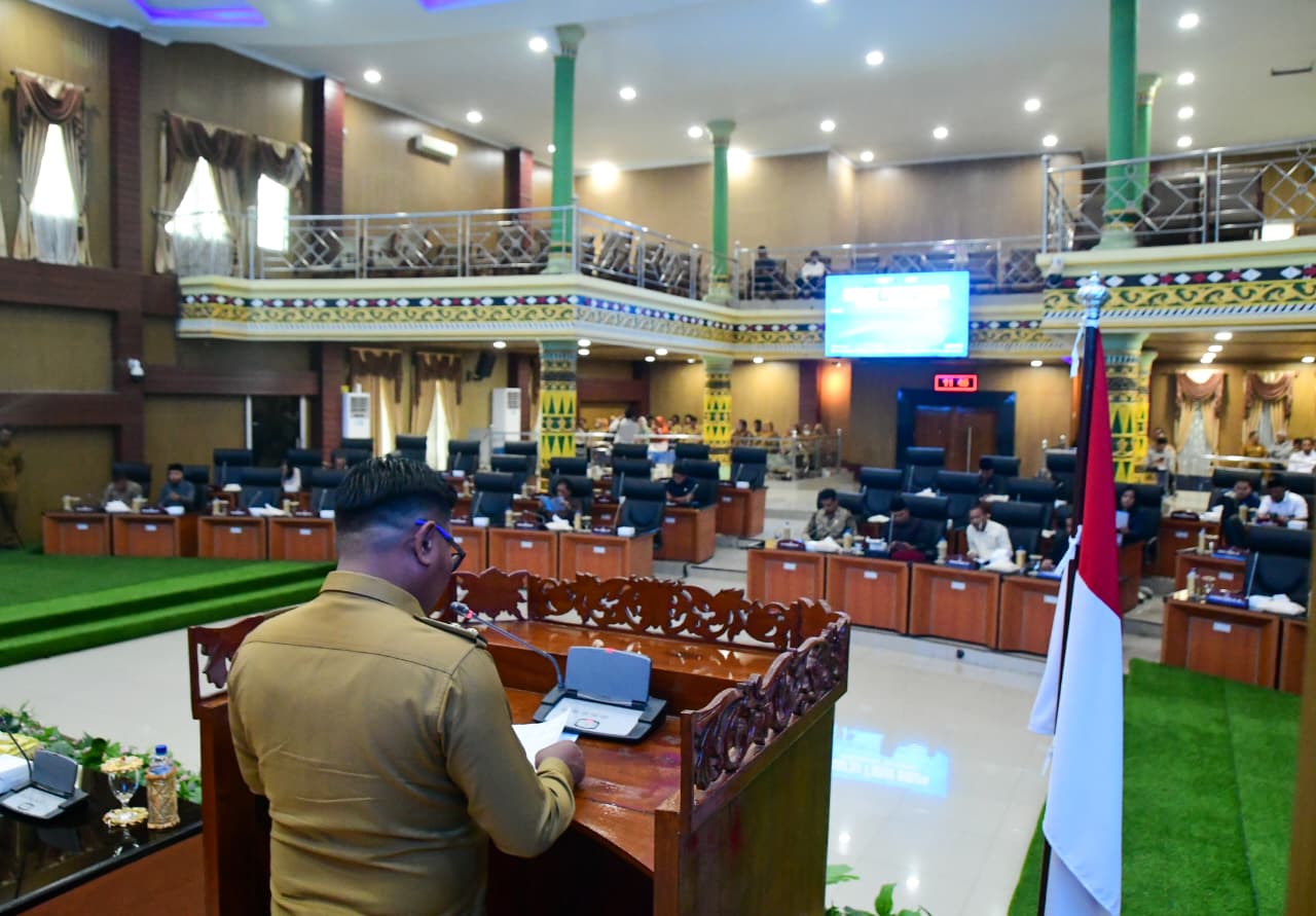 RAPAT PARIPURNA DPRD DELI SERDANG BAHAS RANPERDA DI HADIRI WABUP LOM LOM SUWONDO 6 RAPAT PARIPURNA DPRD DELI SERDANG BAHAS RANPERDA DI HADIRI WABUP LOM LOM SUWONDO - IMG 20260720 WA0013