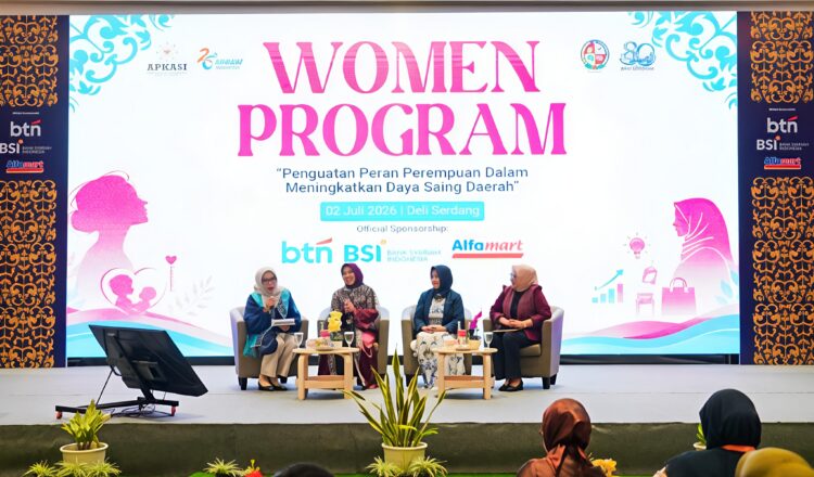 WOMEN PROGRAM ; Penguatan Peran Perempuan Meningkatkan Daya Saing Daerah 2 WOMEN PROGRAM ; Penguatan Peran Perempuan Meningkatkan Daya Saing Daerah