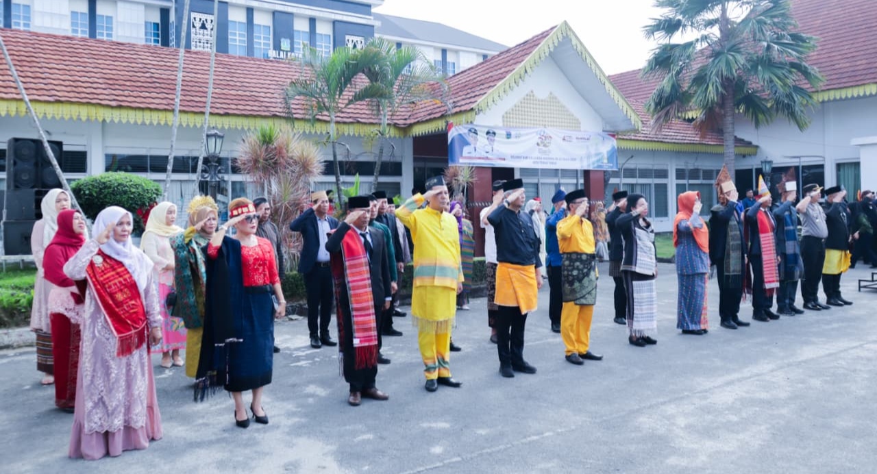 "AYAH WAJIB HADIR" Digaungkan Dalam Peringatan Hari Keluarga Nasional Ke-33 Tahun 2026 9 "AYAH WAJIB HADIR" Digaungkan Dalam Peringatan Hari Keluarga Nasional Ke-33 Tahun 2026 - IMG 20260704 002326