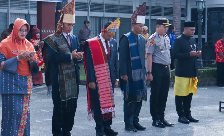 "AYAH WAJIB HADIR" Digaungkan Dalam Peringatan Hari Keluarga Nasional Ke-33 Tahun 2026 4 "AYAH WAJIB HADIR" Digaungkan Dalam Peringatan Hari Keluarga Nasional Ke-33 Tahun 2026 - IMG 20260704 002357