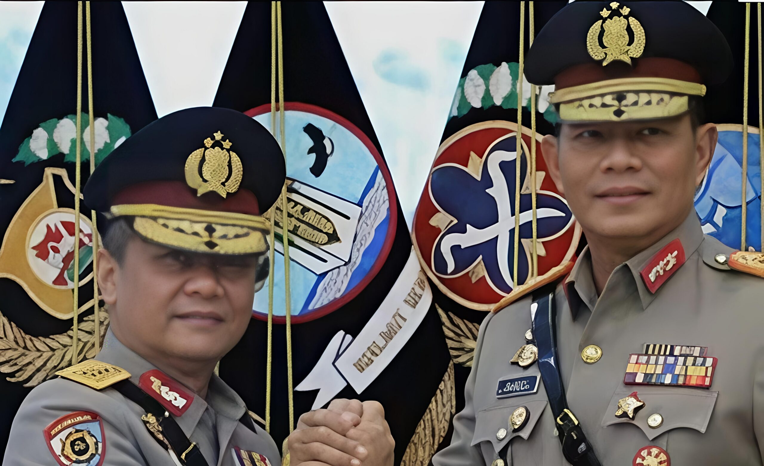 Irjen Pol Djati Wiyoto Abadhy Resmi Jabat Kapolda Sumbar, Diharapkan Perkuat Transformasi Pelayanan Presisi 5 Irjen Pol Djati Wiyoto Abadhy Resmi Jabat Kapolda Sumbar, Diharapkan Perkuat Transformasi Pelayanan Presisi - IMG 20260706 091833 scaled