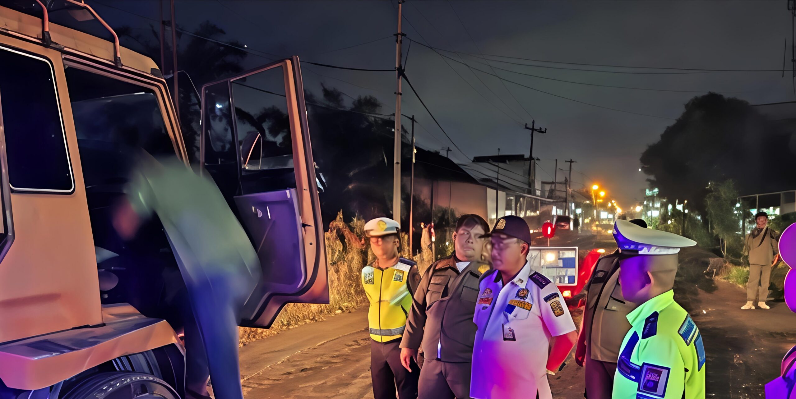 Dishub Sumut Razia ODOL Di Galang, Tegaskan Jalan Provinsi Bukan Jalur Truk Bermuatan Berlebih 5 Dishub Sumut Razia ODOL Di Galang, Tegaskan Jalan Provinsi Bukan Jalur Truk Bermuatan Berlebih - IMG 20260706 113338 scaled