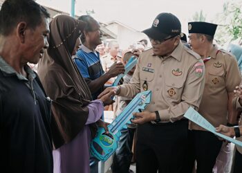 Bupati dr. H. Asri Ludin Tambunan Lakukan Peletakan Batu Pertama Pembangunan Empat Rumah Layak Huni Di Pancurbatu