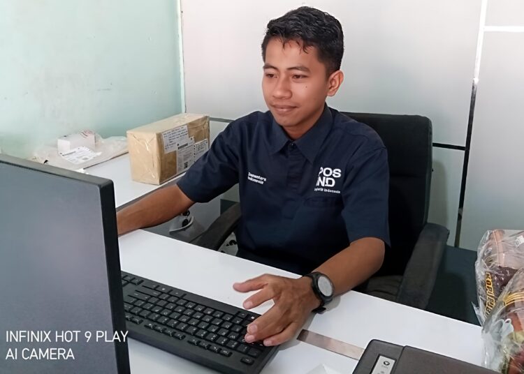 Dari Penjaga Kantor Hingga Branch Manager, Dedikasi Edo Menjadi Energi Baru Kebangkitan Kantor Pos Dua Koto