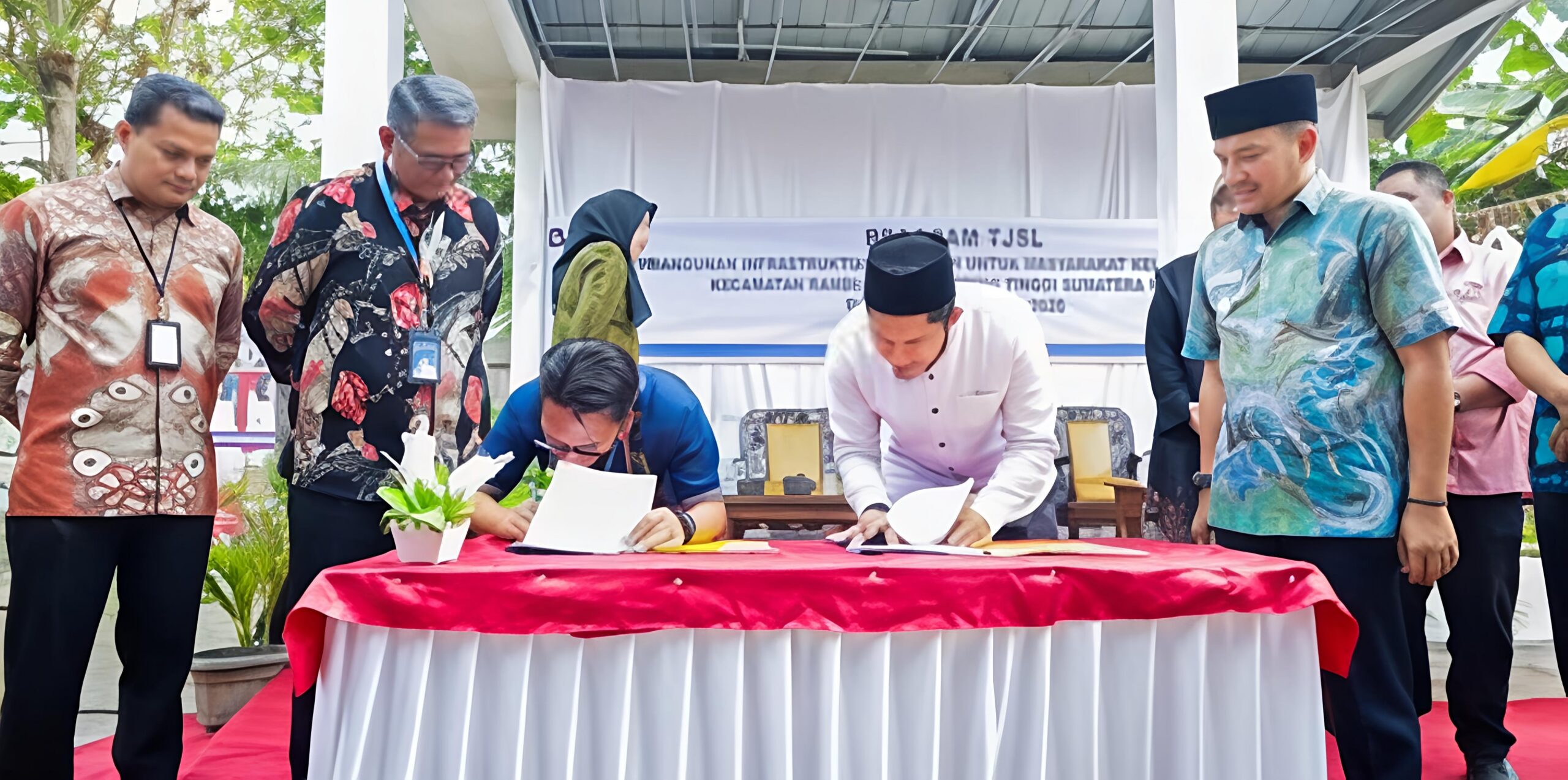 Wali Kota Iman Irdian Saragih Sampaikan Apresiasi Atas Komitmen Bank Mandiri Dalam Mendukung Pembangunan Daerah - IMG 20260712 121948 scaled