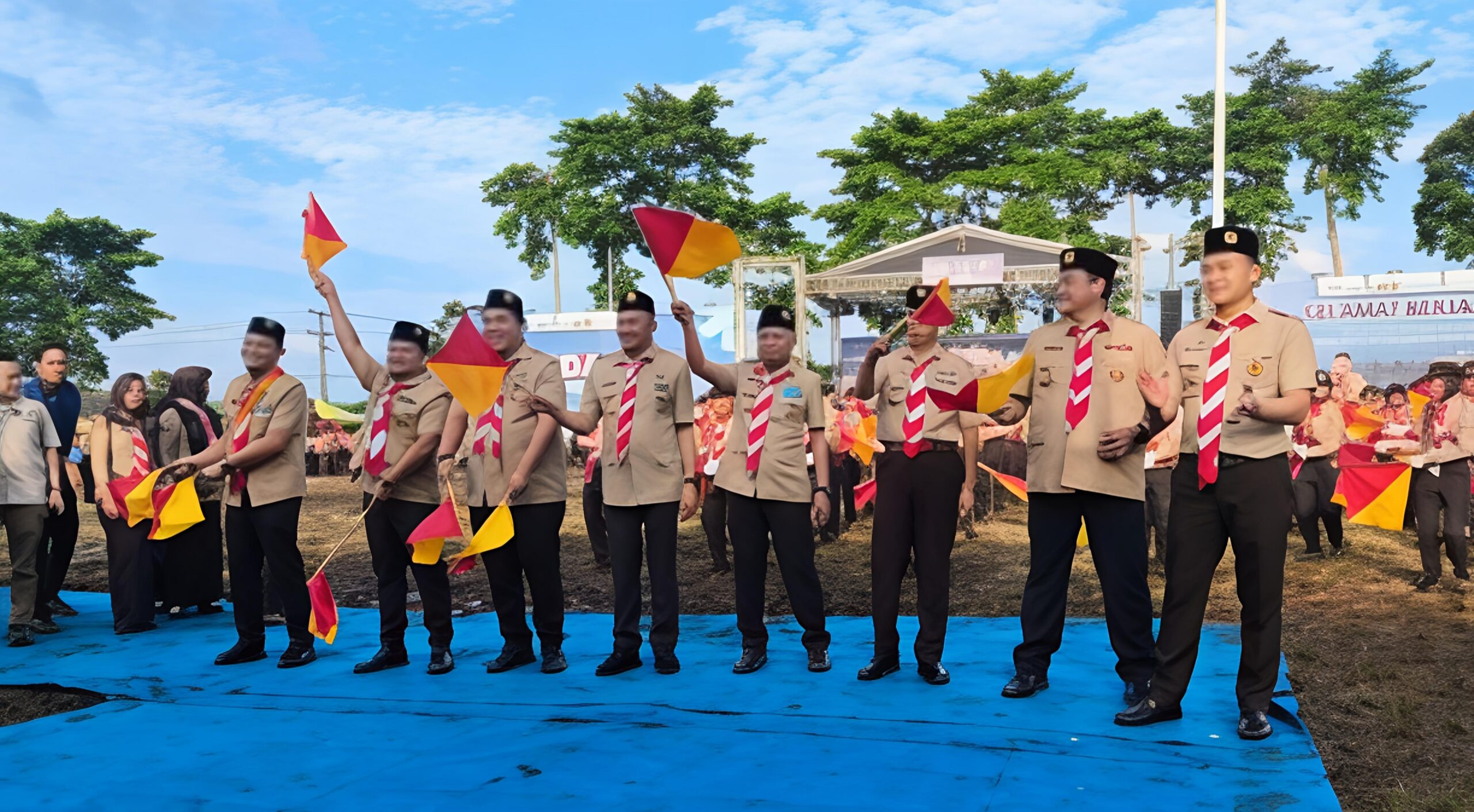 JELANG PENUTUPAN JAMDASU XI, GUBSU BOBBY NASUTION BERMALAM DI BUMPER SIBOLANGIT, KOBARKAN SEMANGAT ADIK-ADIK PRAMUKA - IMG 20260712 203543 scaled