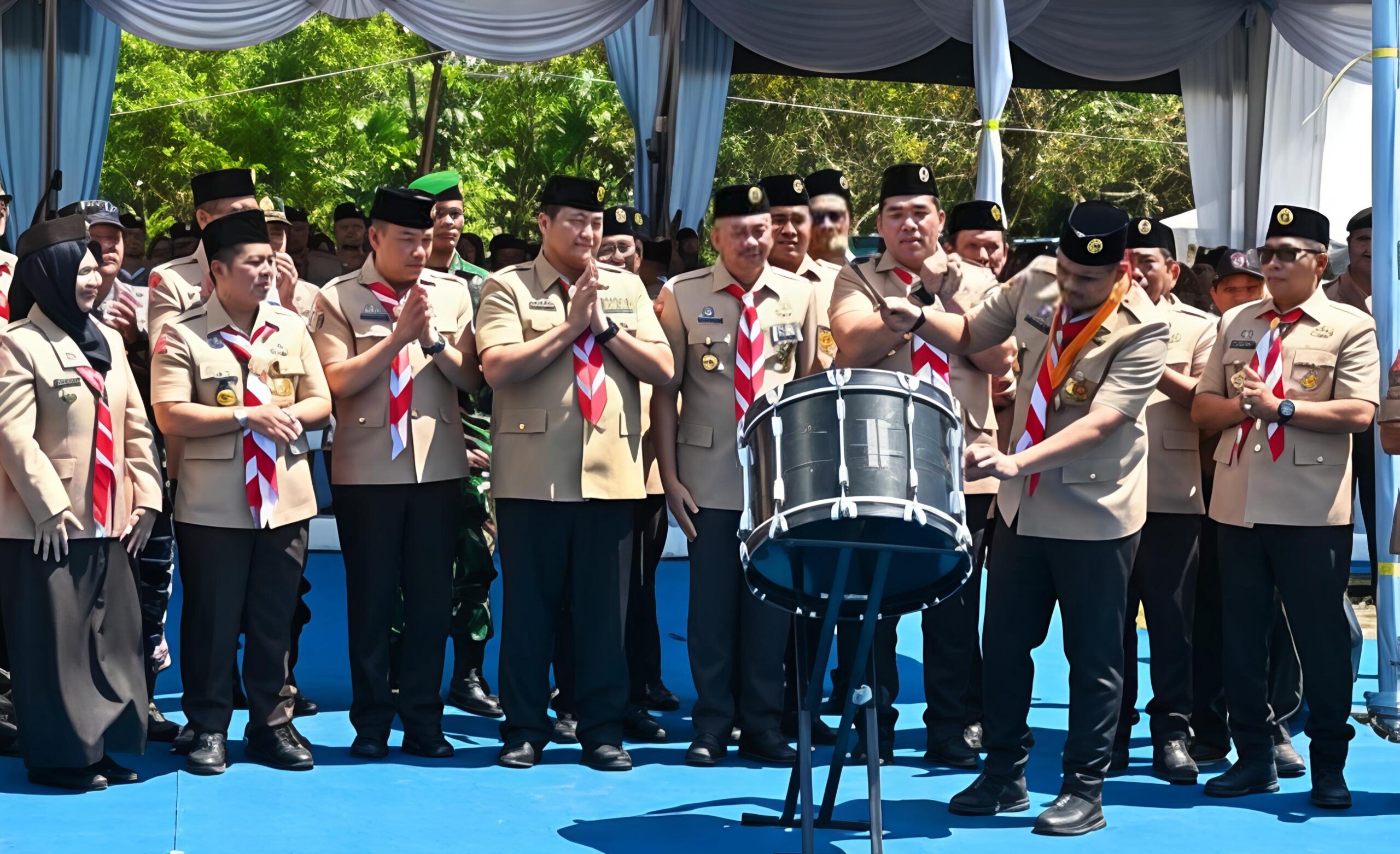 JELANG PENUTUPAN JAMDASU XI, GUBSU BOBBY NASUTION BERMALAM DI BUMPER SIBOLANGIT, KOBARKAN SEMANGAT ADIK-ADIK PRAMUKA - IMG 20260712 225313 scaled