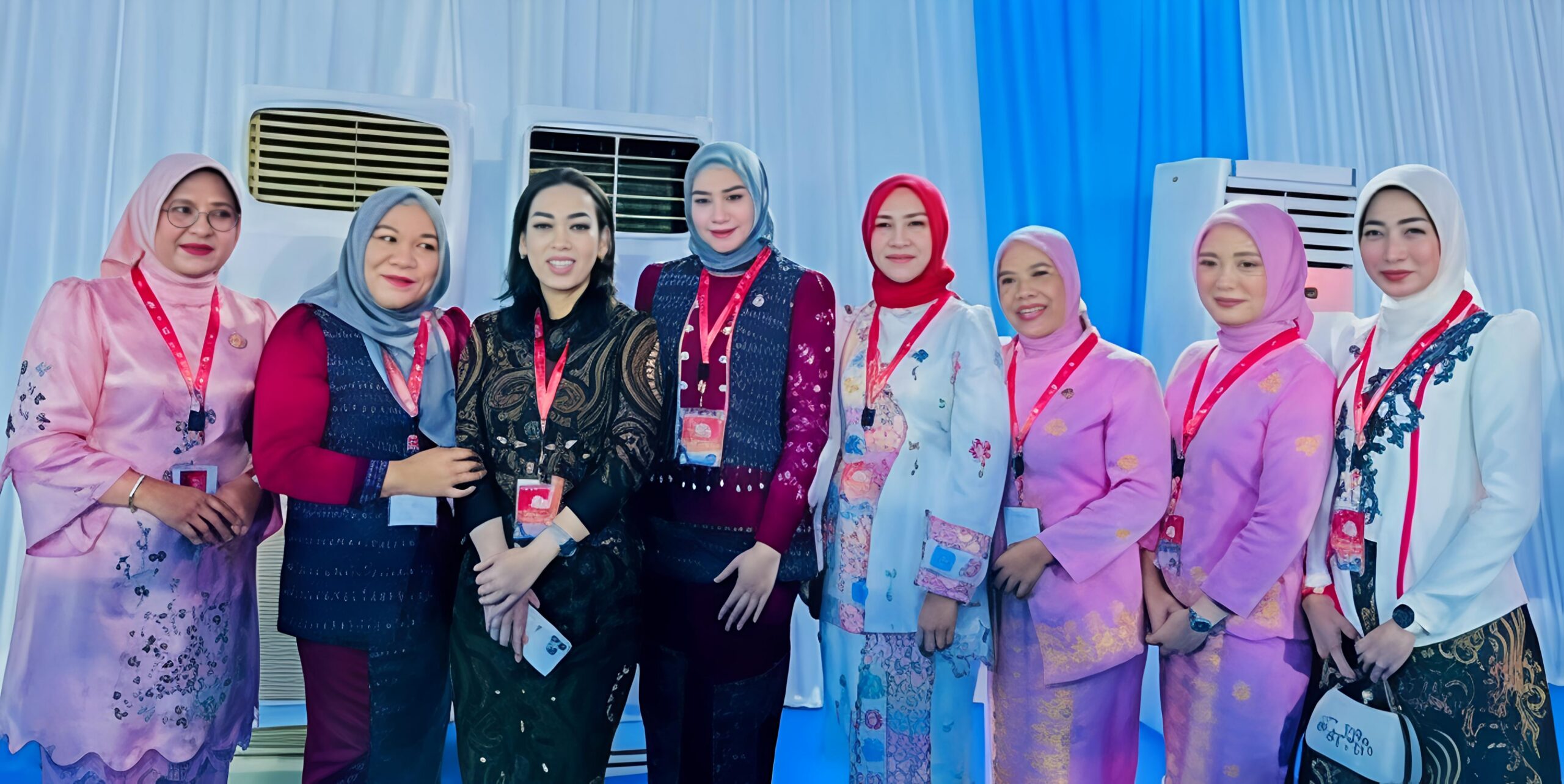 KETUA DEKRANASDA TEBING TINGGI NY. HJ. SUSMIRA WANTI IMAN IRDIAN, HADIRI HUT KE-46 DEKRANAS DI MAKASSAR - IMG 20260714 120904 scaled