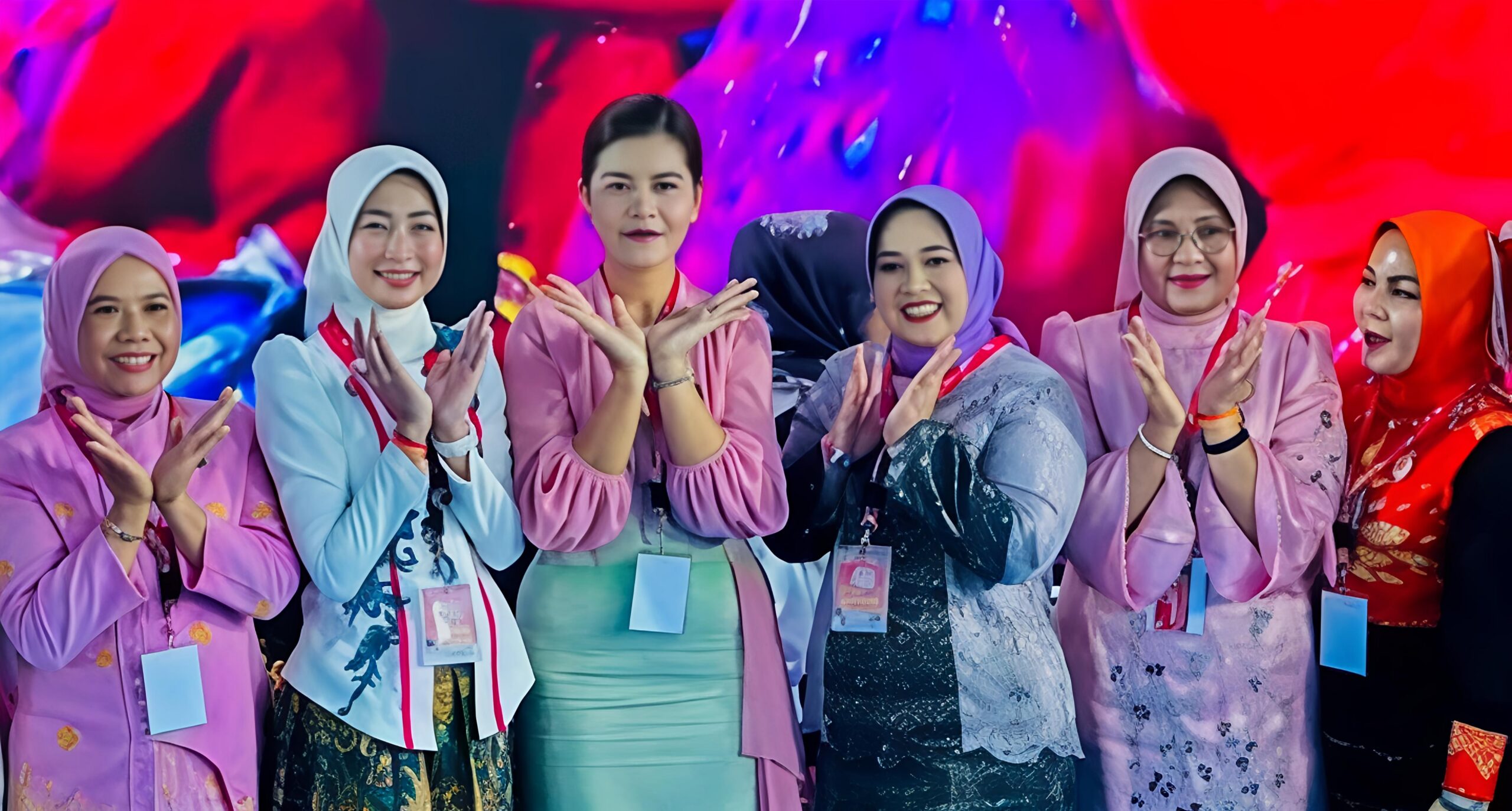 KETUA DEKRANASDA TEBING TINGGI NY. HJ. SUSMIRA WANTI IMAN IRDIAN, HADIRI HUT KE-46 DEKRANAS DI MAKASSAR - IMG 20260714 121257 scaled