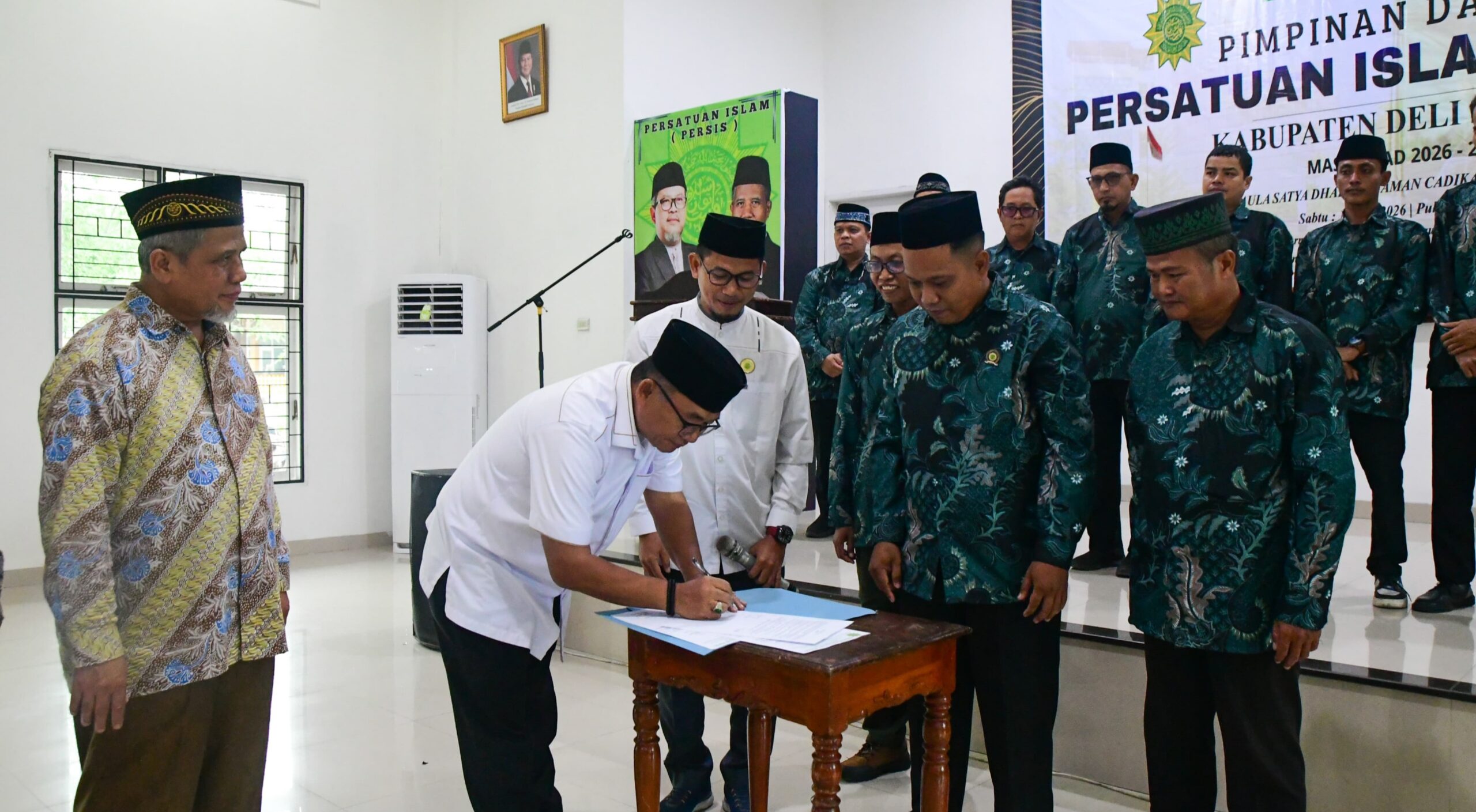 PELANTIKAN PD PERSATUAN ISLAM (PERSIS) KABUPATEN DELI SERDANG MASA JIHAD 2026-2030 5 PELANTIKAN PD PERSATUAN ISLAM (PERSIS) KABUPATEN DELI SERDANG MASA JIHAD 2026-2030 - IMG 20260718 215648 scaled