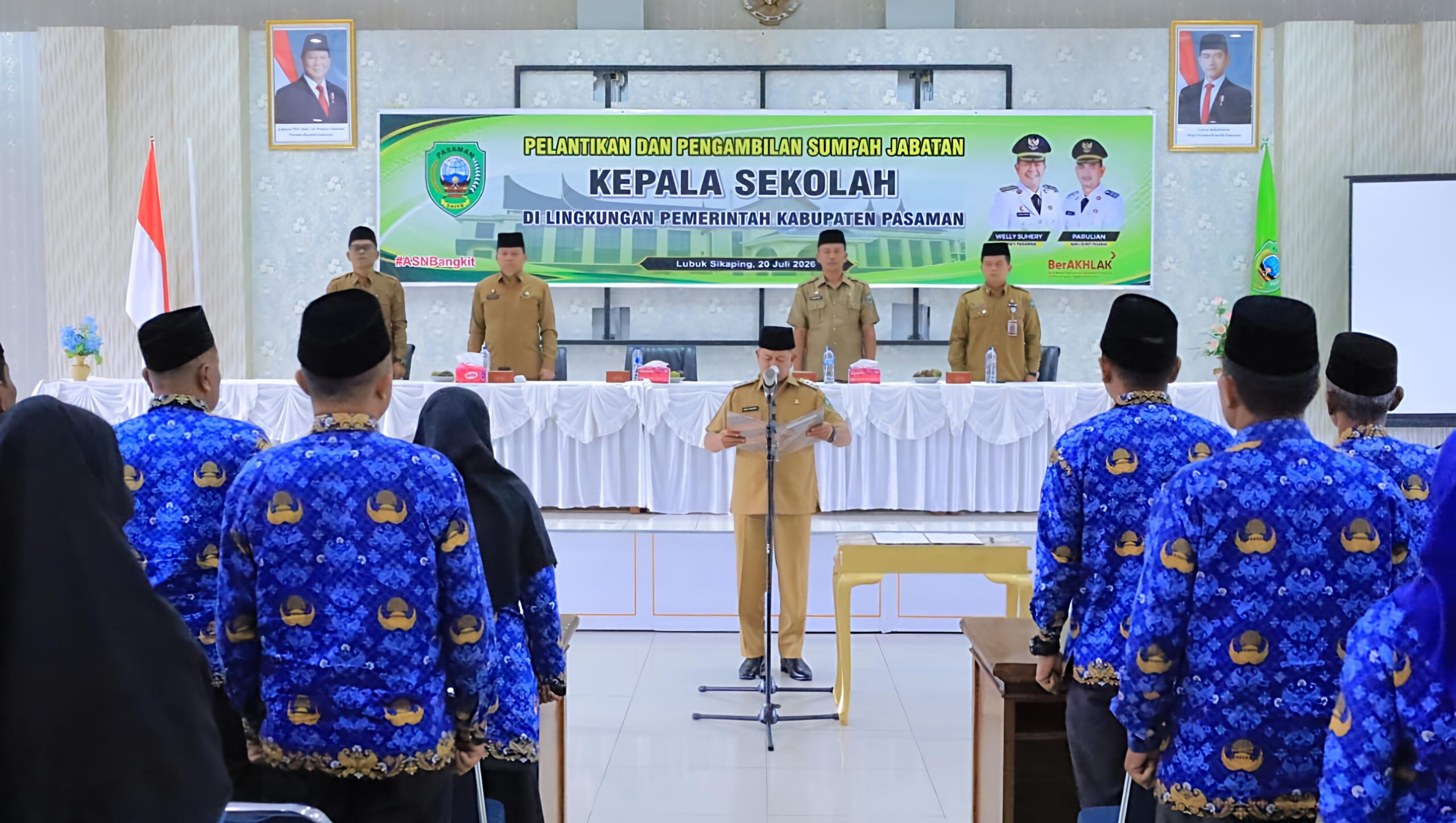 BUPATI PASAMAN LANTIK 90 KEPALA SEKOLAH SD DAN SMP 4 BUPATI PASAMAN LANTIK 90 KEPALA SEKOLAH SD DAN SMP - IMG 20260720 234828 scaled