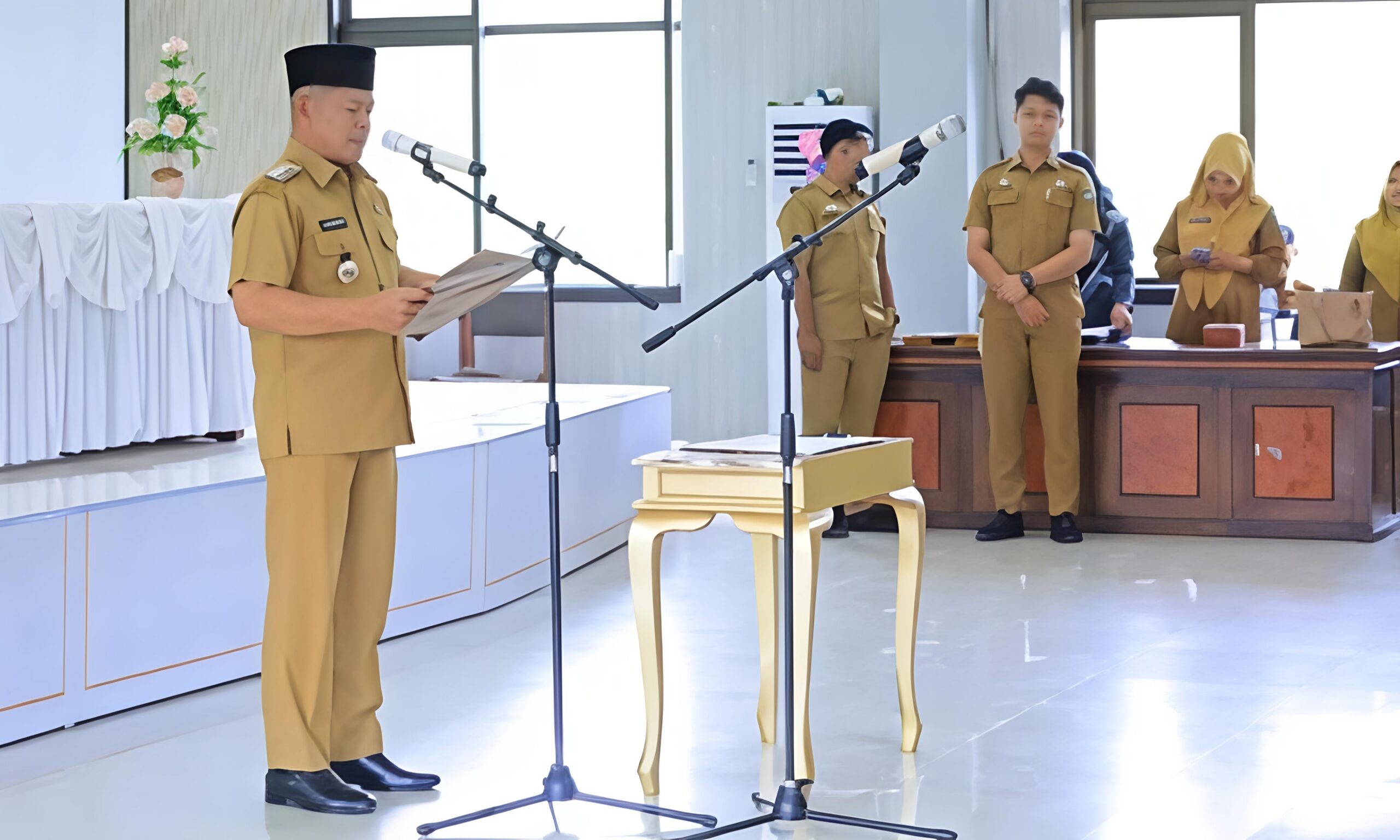 BUPATI PASAMAN LANTIK 90 KEPALA SEKOLAH SD DAN SMP 7 BUPATI PASAMAN LANTIK 90 KEPALA SEKOLAH SD DAN SMP - IMG 20260721 083847 scaled