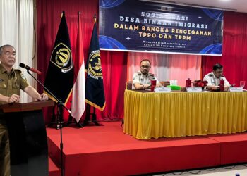 SEKDAKO TEBING TINGGI BUKA SOSIALISASI DESA BINAAN IMIGRASI
