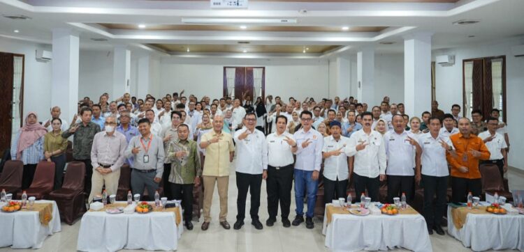 Bupati Deli Serdang Buka Forum Group Discussion I Revisi Rencana Tata Ruang Wilayah Dan Kick-Off Meeting Kajian Lingkungan Hidup Strategis 2 Bupati Deli Serdang Buka Forum Group Discussion I Revisi Rencana Tata Ruang Wilayah Dan Kick-Off Meeting Kajian Lingkungan Hidup Strategis