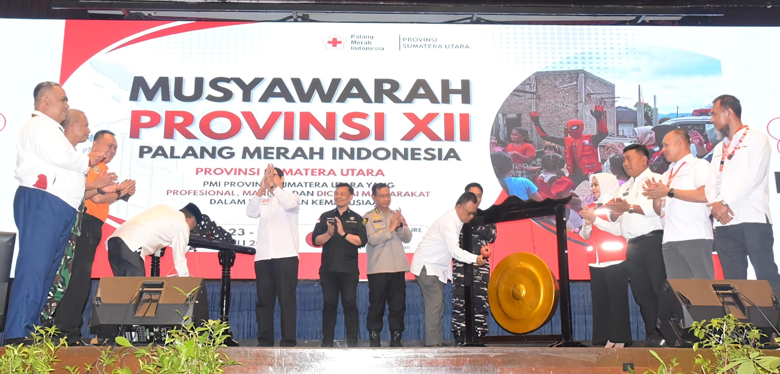 Wakil Bupati Deli Serdang Lom Lom Suwondo Hadiri Pembukaan Musprov XII PMI Provinsi Sumatera Utara 4 Wakil Bupati Deli Serdang Lom Lom Suwondo Hadiri Pembukaan Musprov XII PMI Provinsi Sumatera Utara - IMG 20260724 102552 scaled