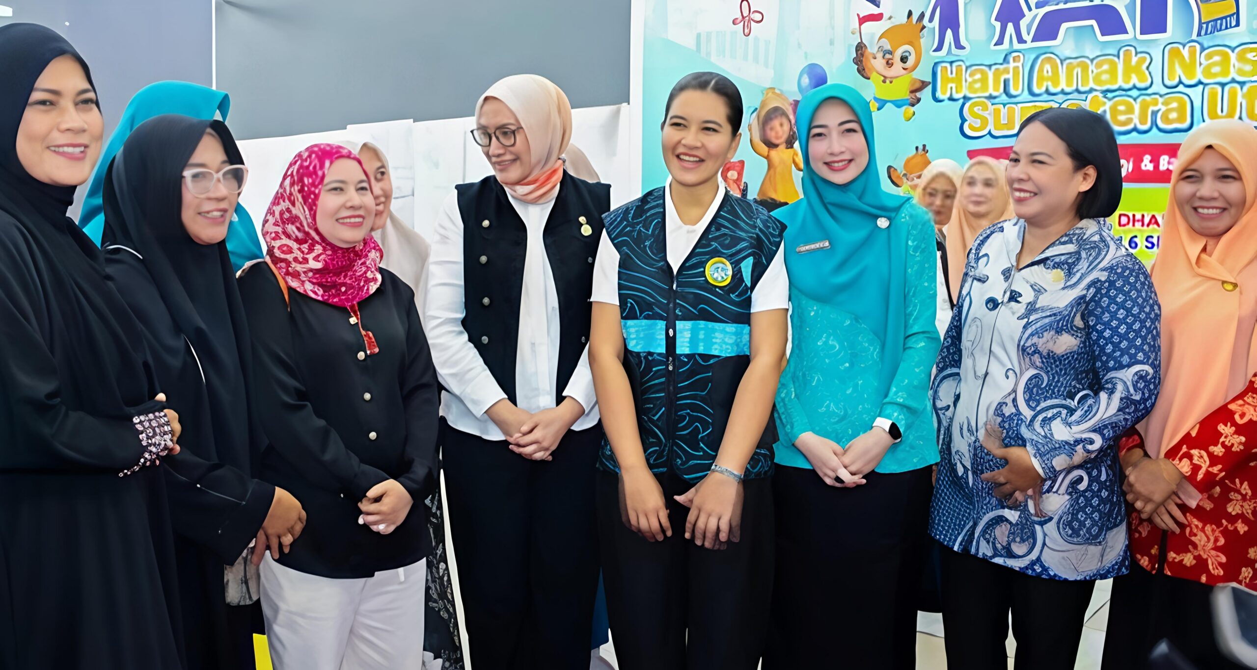 KETUA TP PKK TEBING TINGGI SAMBUT KAHIYANG AYU PADA PERINGATAN HAN 2026, 200 ANAK YATIM TERIMA SANTUNAN 6 KETUA TP PKK TEBING TINGGI SAMBUT KAHIYANG AYU PADA PERINGATAN HAN 2026, 200 ANAK YATIM TERIMA SANTUNAN - IMG 20260726 170617 scaled