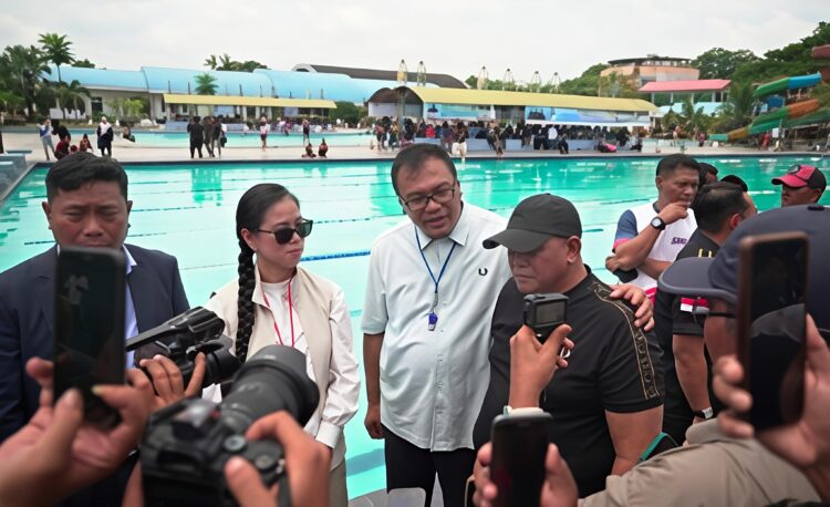 Bupati Asri Ludin Lantik Pengurus Federasi Akuatik Indonesia Kabupaten Deli Serdang Dan Buka Bunda Yin Swimming Competition 2026 2 Bupati Asri Ludin Lantik Pengurus Federasi Akuatik Indonesia Kabupaten Deli Serdang Dan Buka Bunda Yin Swimming Competition 2026
