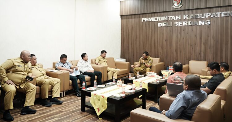 Pemkab Deli Serdang Akan Kembangkan Kolam Renang Dan Gedung Eks Delimas Menjadi Pusat Aktivitas Ekonomi Dan Rekreasi Modern 