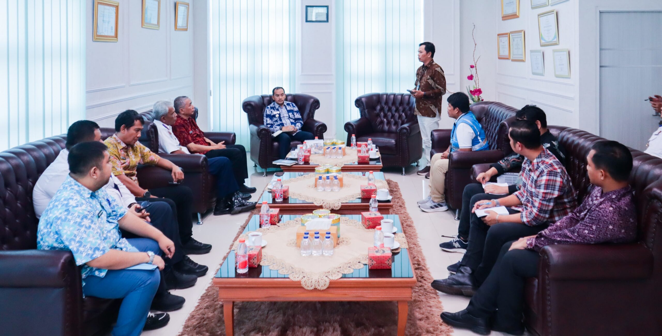 PEMKO TEBING TINGGI SEPAKATI LANGKAH EFISIENSI ENERGI BERSAMA PT. PLN 5 PEMKO TEBING TINGGI SEPAKATI LANGKAH EFISIENSI ENERGI BERSAMA PT. PLN - IMG 20260730 172029 scaled