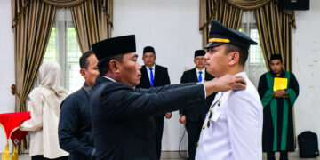 WABUP DELI SERDANG LANTIK 25 PEJABAT, FIKRI HANAFI SEBAGAI CAMAT BANGUN PURBA