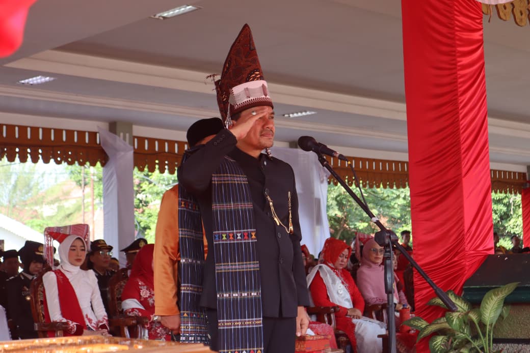 H. IMAN IRDIAN SARAGIH, SOSOK WALI KOTA CINTA TANAH AIR DAN FIGUR PEMIMPIN DAERAH MILIKI KARAKTER KEBANGSAAN KUAT 10 H. IMAN IRDIAN SARAGIH, SOSOK WALI KOTA CINTA TANAH AIR DAN FIGUR PEMIMPIN DAERAH MILIKI KARAKTER KEBANGSAAN KUAT - IMG 20260817 WA0027 1