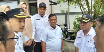 Lurah Mekar Sentosa Ahmad Fauzi Sambut Antusias Kedatangan Wali Kota Iman Irdian Saragih 17 Lurah Mekar Sentosa Ahmad Fauzi Sambut Antusias Kedatangan Wali Kota Iman Irdian Saragih