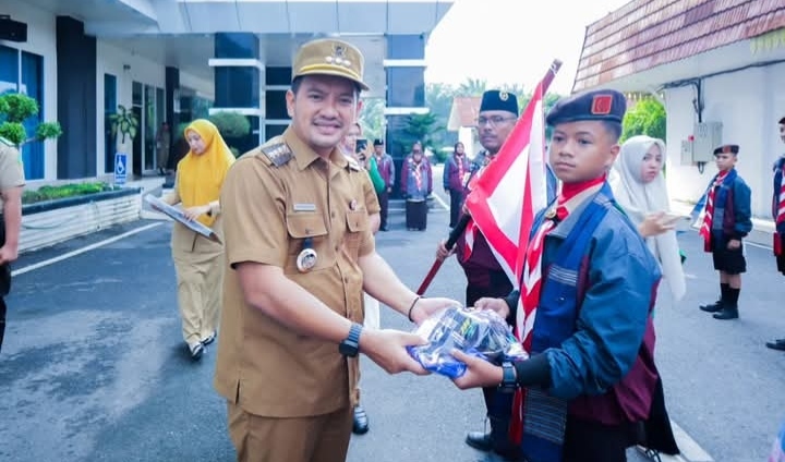 WALI KOTA LEPAS KONTINGEN PRAMUKA TEBING TINGGI MENUJU JAMNAS XII 2026 JAKARTA 5 WALI KOTA LEPAS KONTINGEN PRAMUKA TEBING TINGGI MENUJU JAMNAS XII 2026 JAKARTA - IMG 20260804 165111