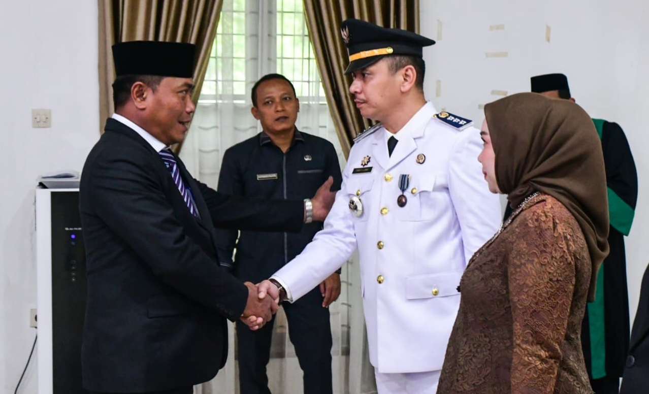 WABUP DELI SERDANG LANTIK 25 PEJABAT, FIKRI HANAFI SEBAGAI CAMAT BANGUN PURBA 7 WABUP DELI SERDANG LANTIK 25 PEJABAT, FIKRI HANAFI SEBAGAI CAMAT BANGUN PURBA - IMG 20260807 192718