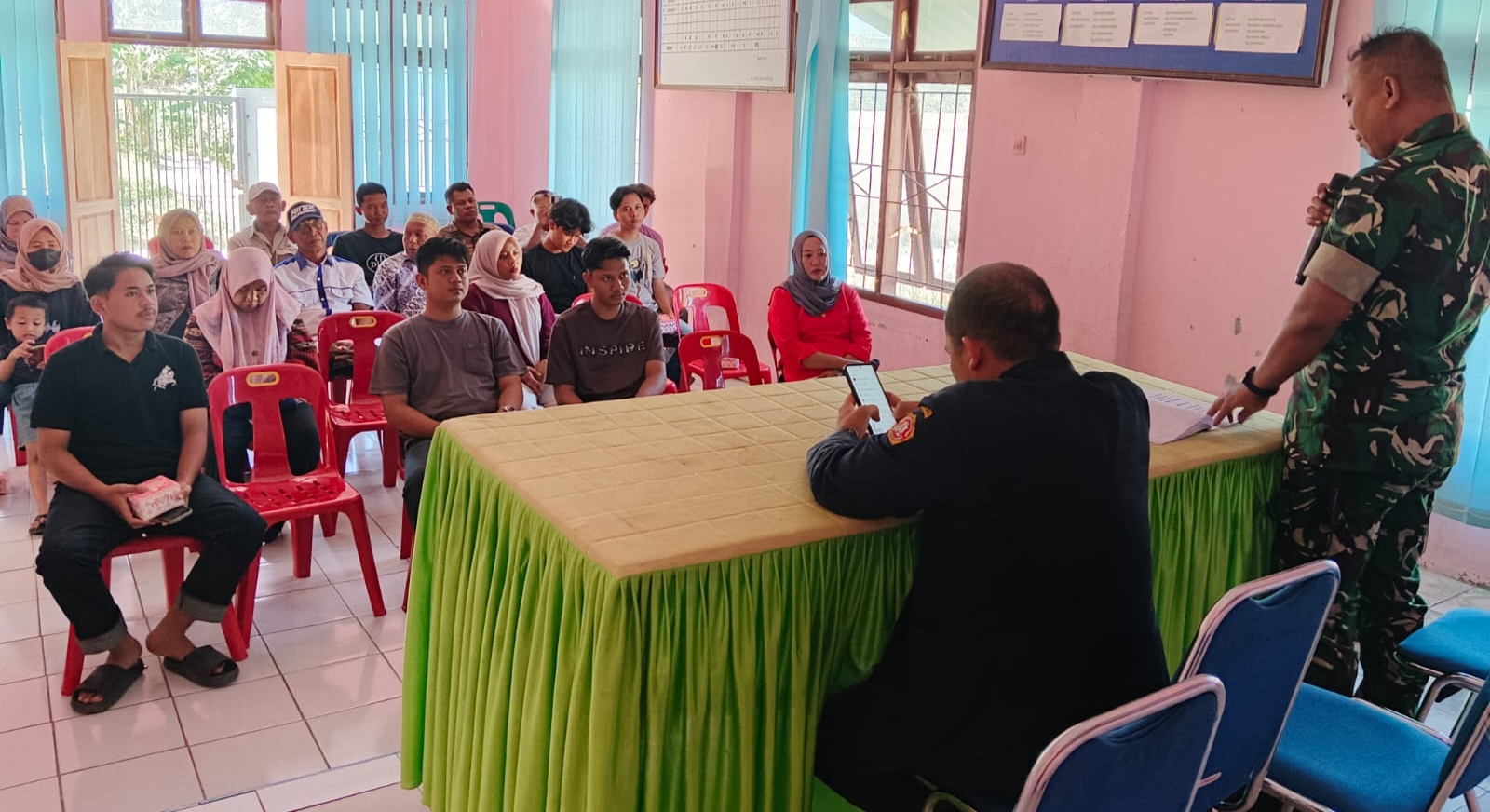 Lurah Mekar Sentosa Tebing Tinggi Adakan Sosialisasi Wawasan Kebangsaan 5 Lurah Mekar Sentosa Tebing Tinggi Adakan Sosialisasi Wawasan Kebangsaan - IMG 20260807 193731