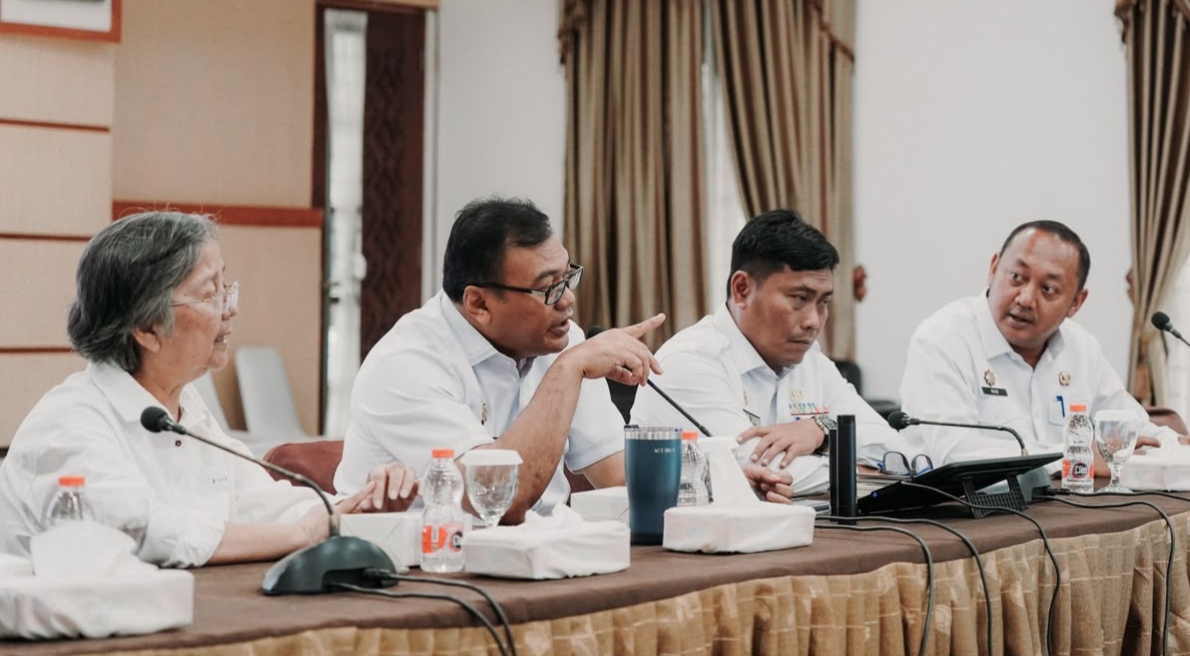 Penyelesaian Permasalahan PT Indofarma Dengan Petani Ikan, Pemkab Deli Serdang Komitmen Dukung Iklim Usaha Sehat 4 Penyelesaian Permasalahan PT Indofarma Dengan Petani Ikan, Pemkab Deli Serdang Komitmen Dukung Iklim Usaha Sehat - IMG 20260808 091849