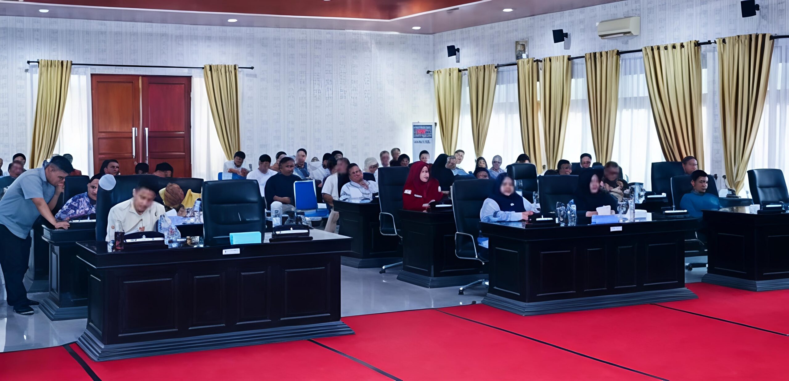 SAMPAIKAN NOTA JAWABAN ATAS PANDANGAN UMUM FRAKSI DPRD, WALI KOTA TEBING TINGGI KOMITMEN OPTIMALKAN PAD 5 SAMPAIKAN NOTA JAWABAN ATAS PANDANGAN UMUM FRAKSI DPRD, WALI KOTA TEBING TINGGI KOMITMEN OPTIMALKAN PAD - IMG 20260809 214742 scaled