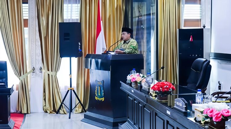 SAMPAIKAN NOTA JAWABAN ATAS PANDANGAN UMUM FRAKSI DPRD, WALI KOTA TEBING TINGGI KOMITMEN OPTIMALKAN PAD 2 SAMPAIKAN NOTA JAWABAN ATAS PANDANGAN UMUM FRAKSI DPRD, WALI KOTA TEBING TINGGI KOMITMEN OPTIMALKAN PAD