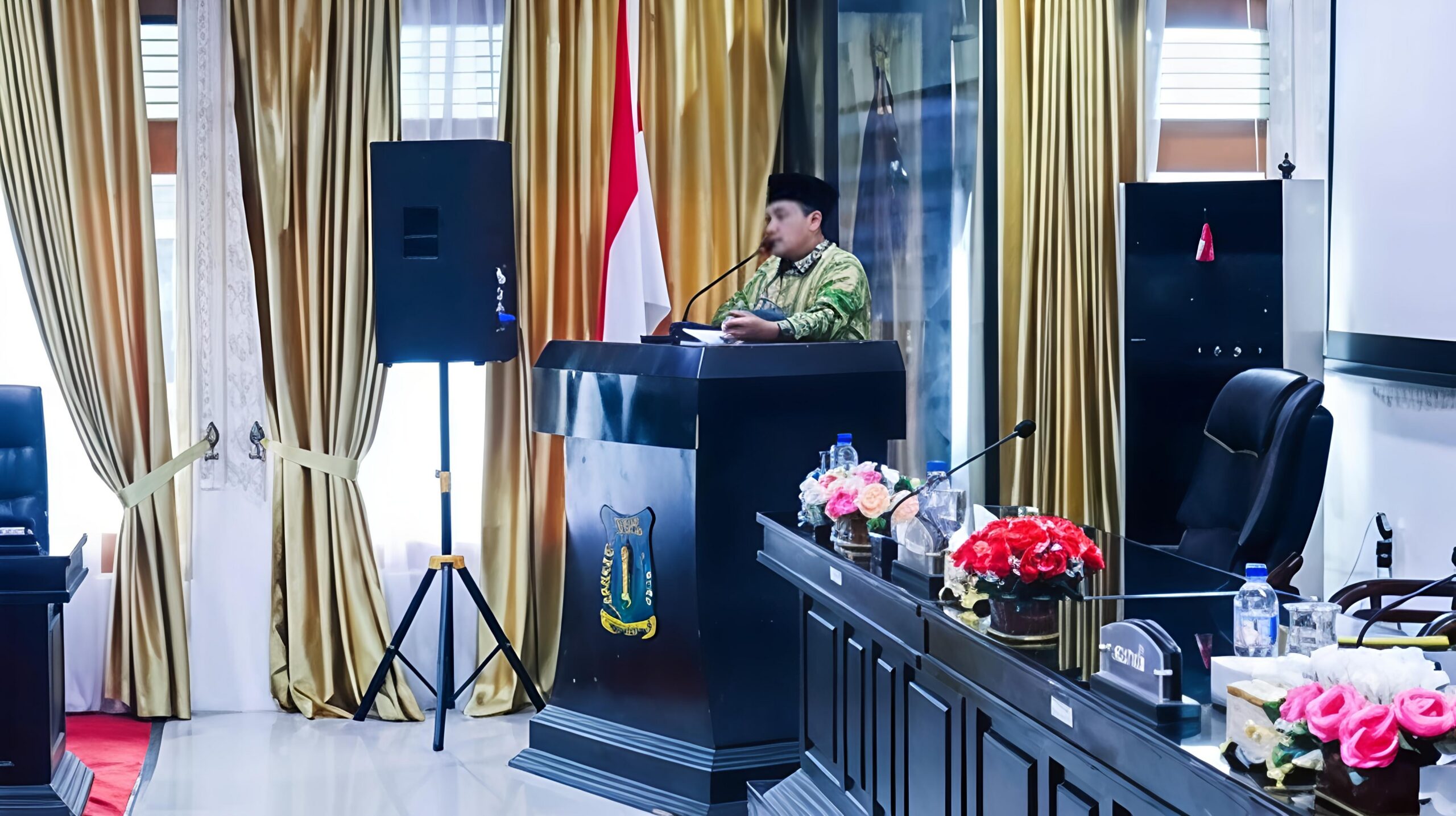 SAMPAIKAN NOTA JAWABAN ATAS PANDANGAN UMUM FRAKSI DPRD, WALI KOTA TEBING TINGGI KOMITMEN OPTIMALKAN PAD 3 SAMPAIKAN NOTA JAWABAN ATAS PANDANGAN UMUM FRAKSI DPRD, WALI KOTA TEBING TINGGI KOMITMEN OPTIMALKAN PAD - IMG 20260809 214833 scaled
